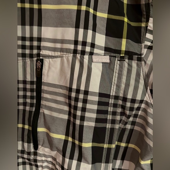 Omni-Shade Sun Protection Columbia button up plaid shirt, size XXL, black plaid - Picture 3 of 8